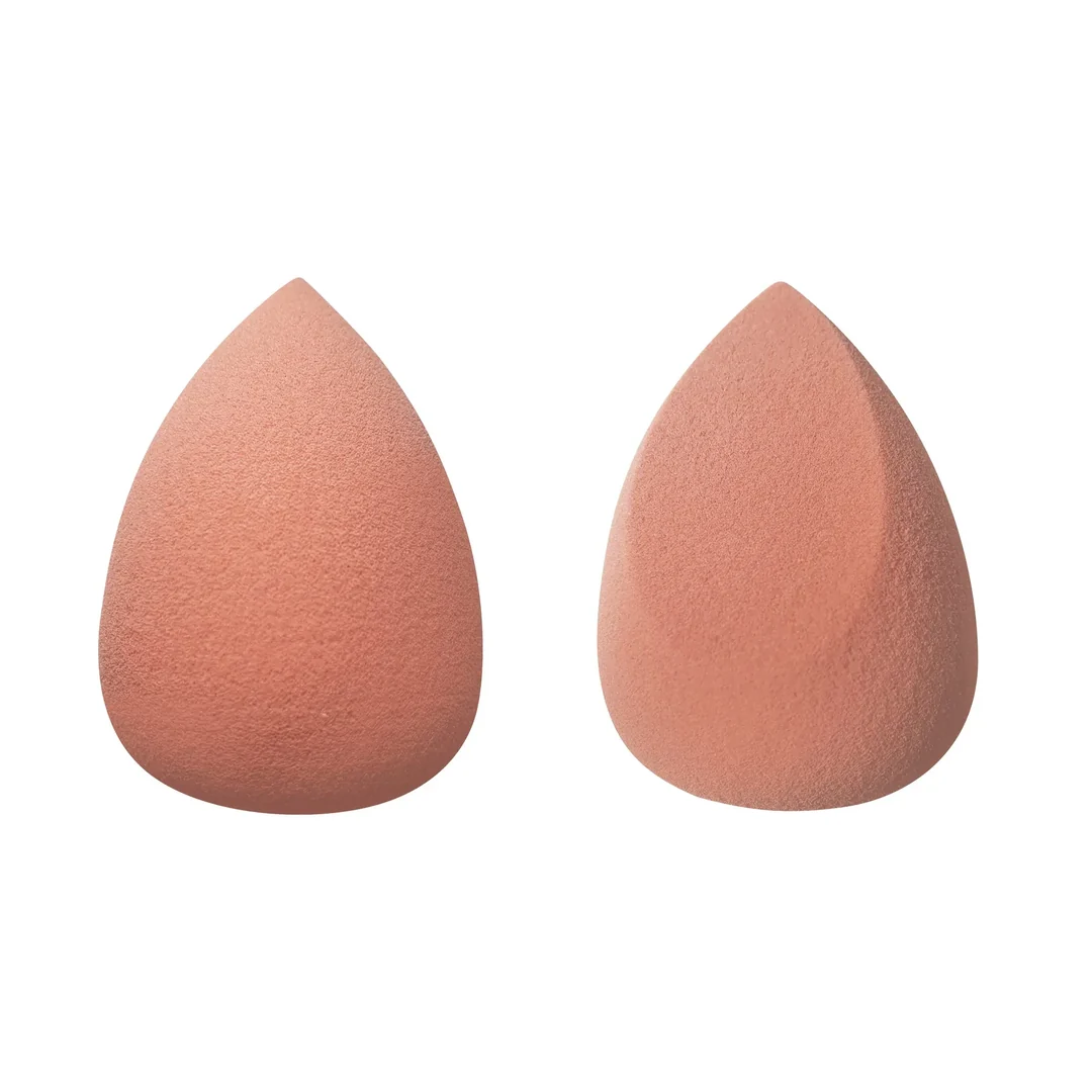 Damp Sponge or Dry Sponge for Foundation?